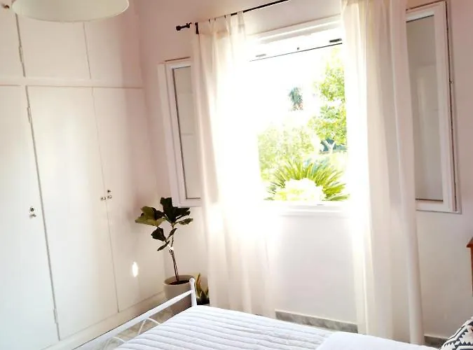 Apartament Manolia *